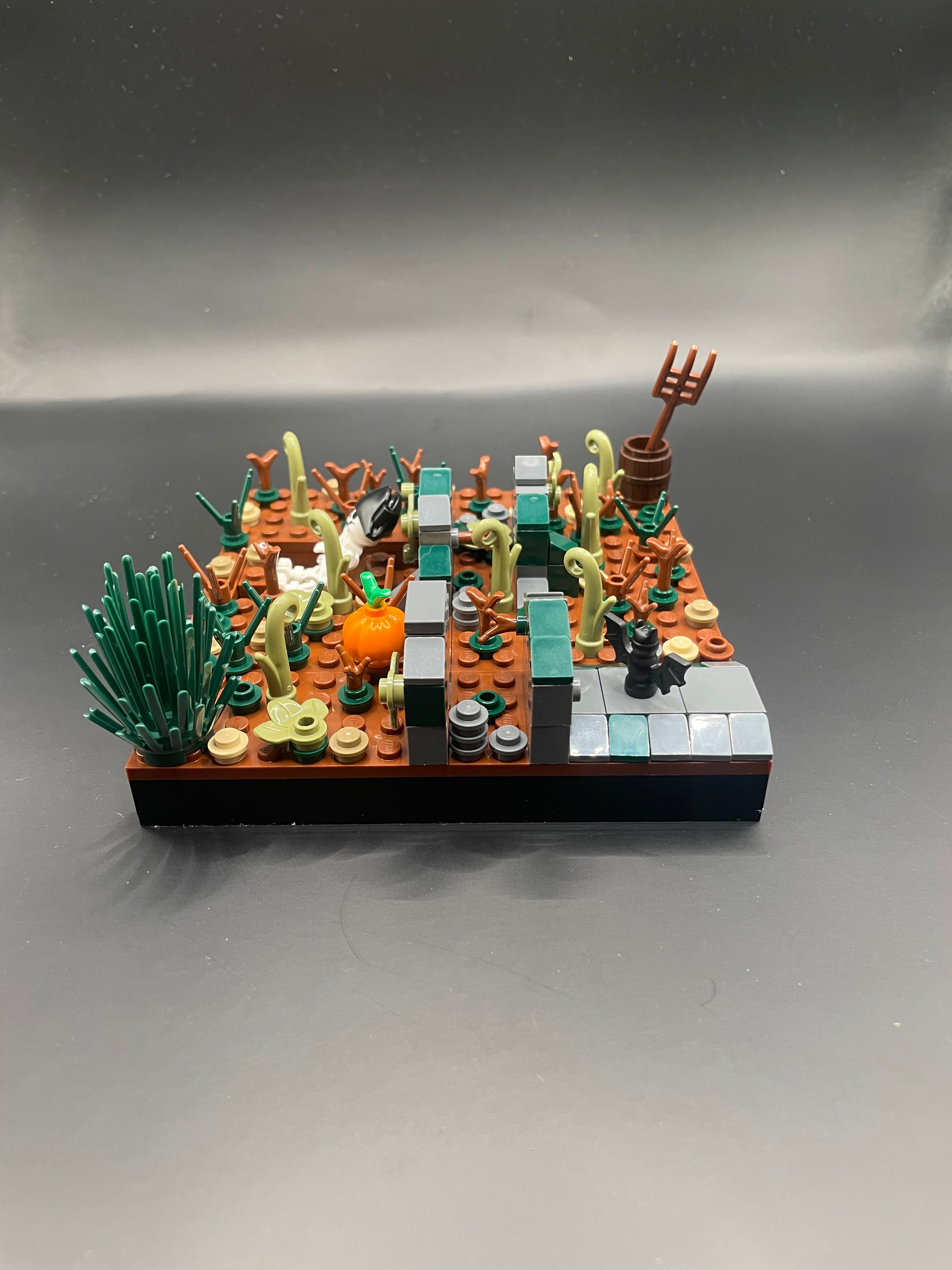 Lego travel pack Halloween graveyard